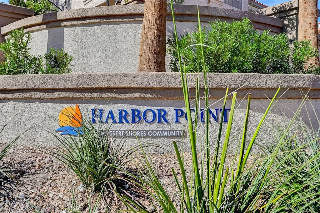 8429 Bay Point, Las Vegas, NV 89128