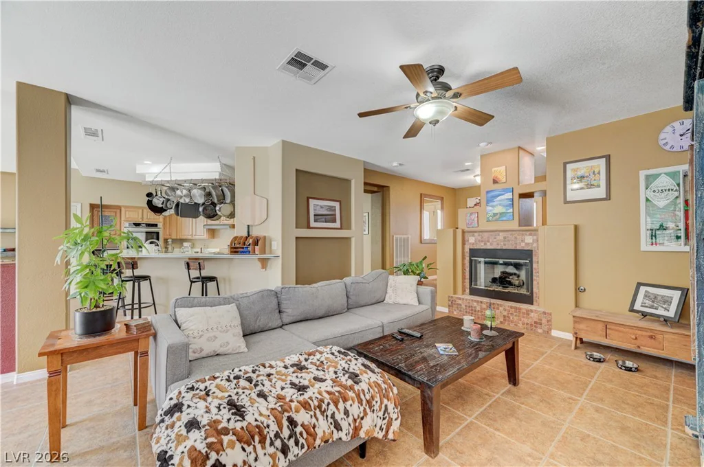 8429 Bay Point, Las Vegas, NV 89128