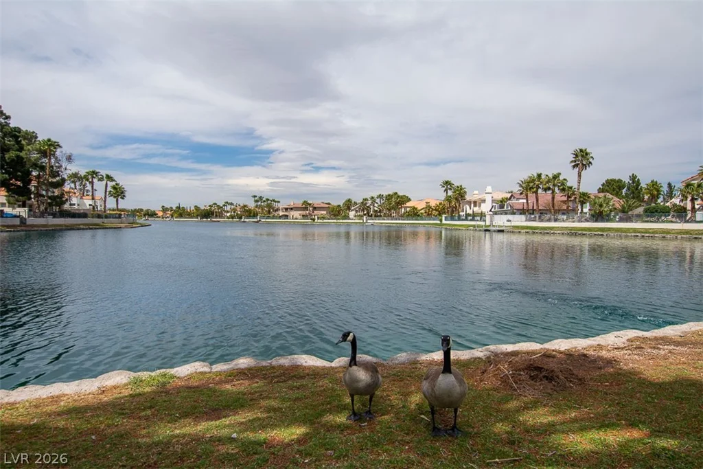 8429 Bay Point, Las Vegas, NV 89128