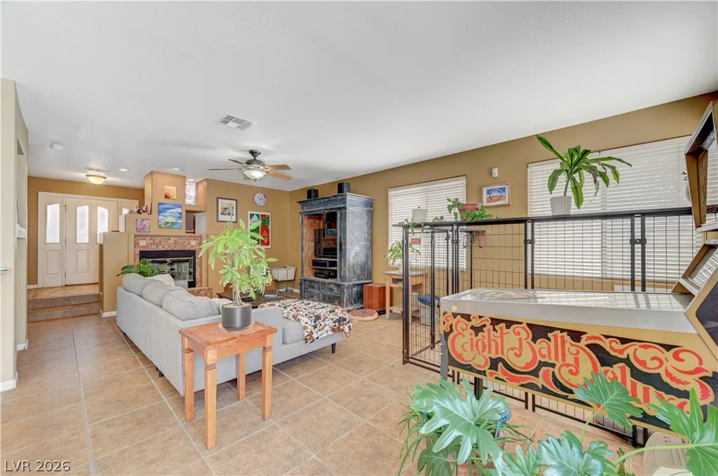 8429 Bay Point, Las Vegas, NV 89128