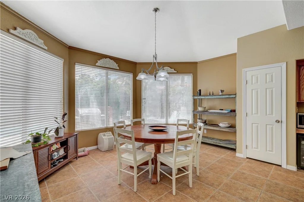 8429 Bay Point, Las Vegas, NV 89128