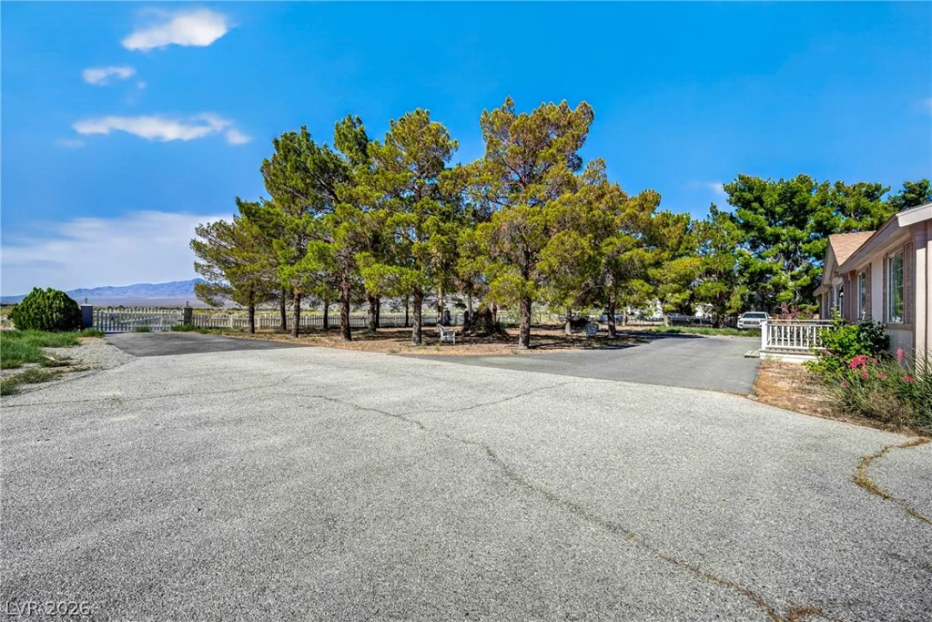51 Bonita, Pahrump, NV 89060