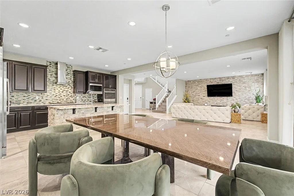 995 Cedar Cliff, Henderson, NV 89002