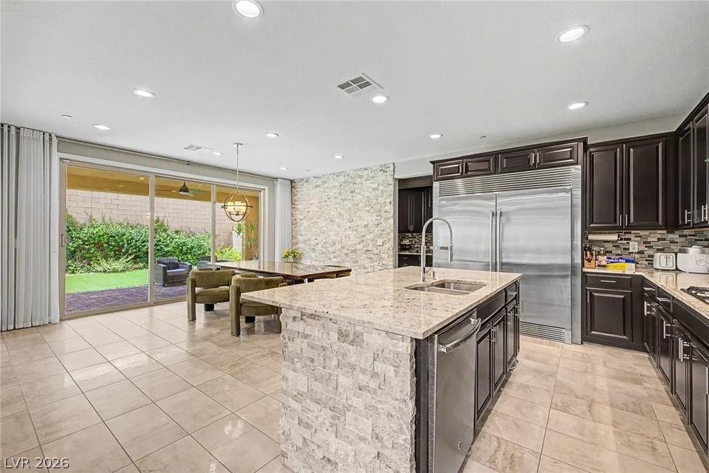 995 Cedar Cliff, Henderson, NV 89002