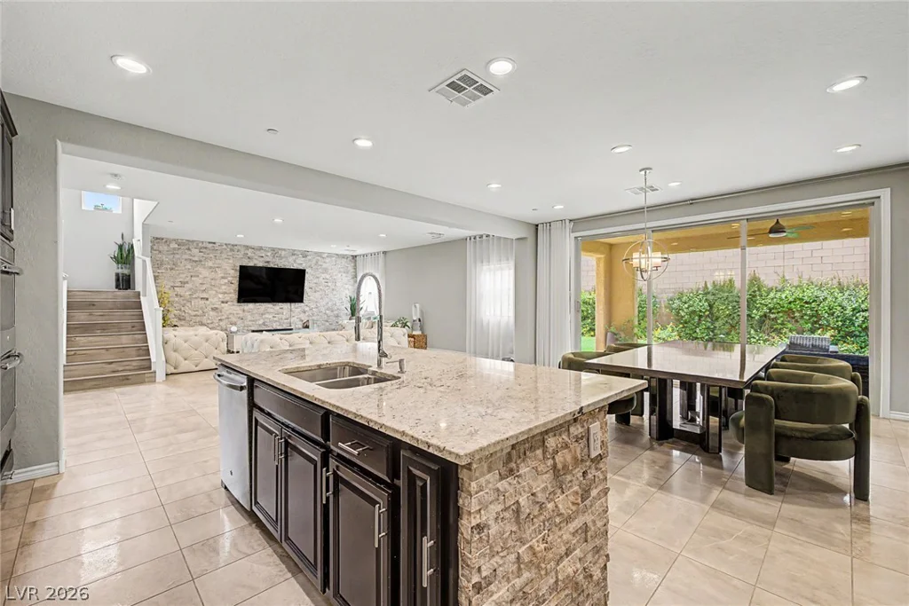 995 Cedar Cliff, Henderson, NV 89002