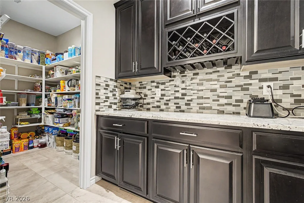 995 Cedar Cliff, Henderson, NV 89002