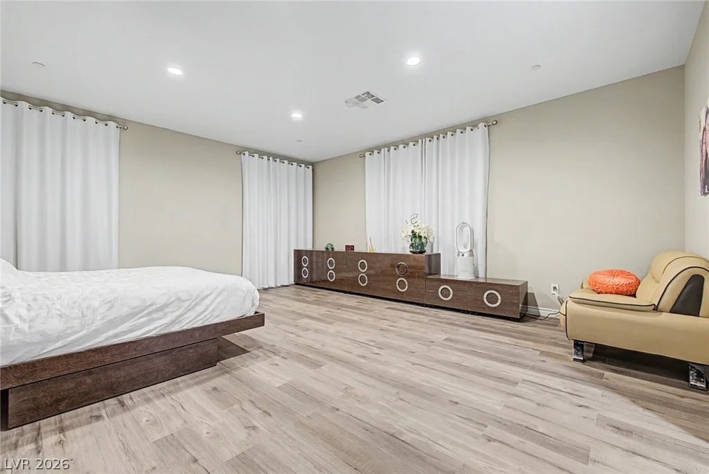 995 Cedar Cliff, Henderson, NV 89002