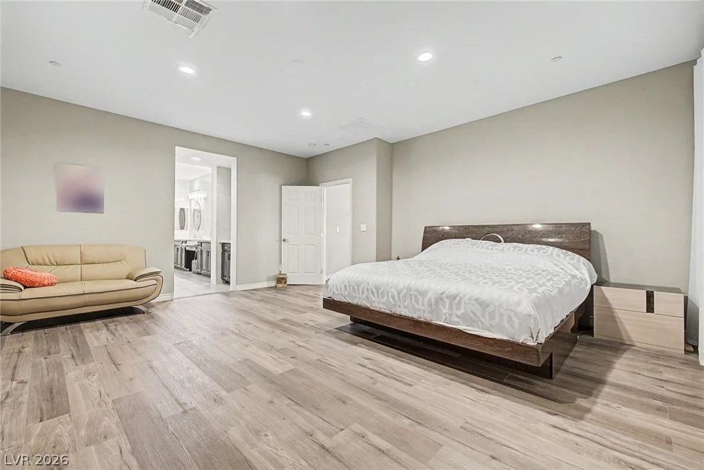 995 Cedar Cliff, Henderson, NV 89002