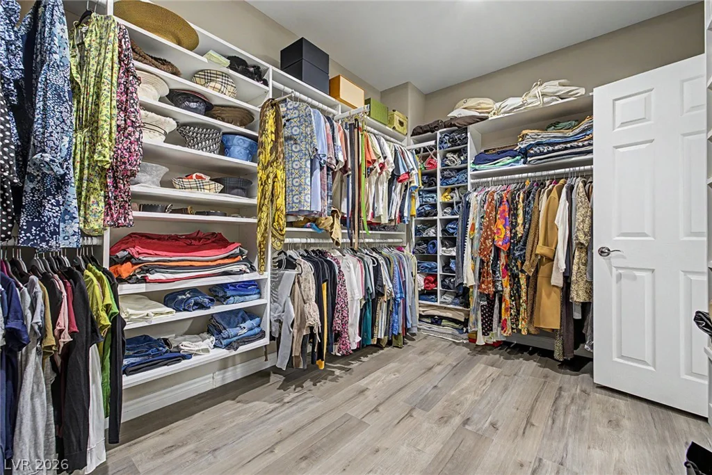 995 Cedar Cliff, Henderson, NV 89002
