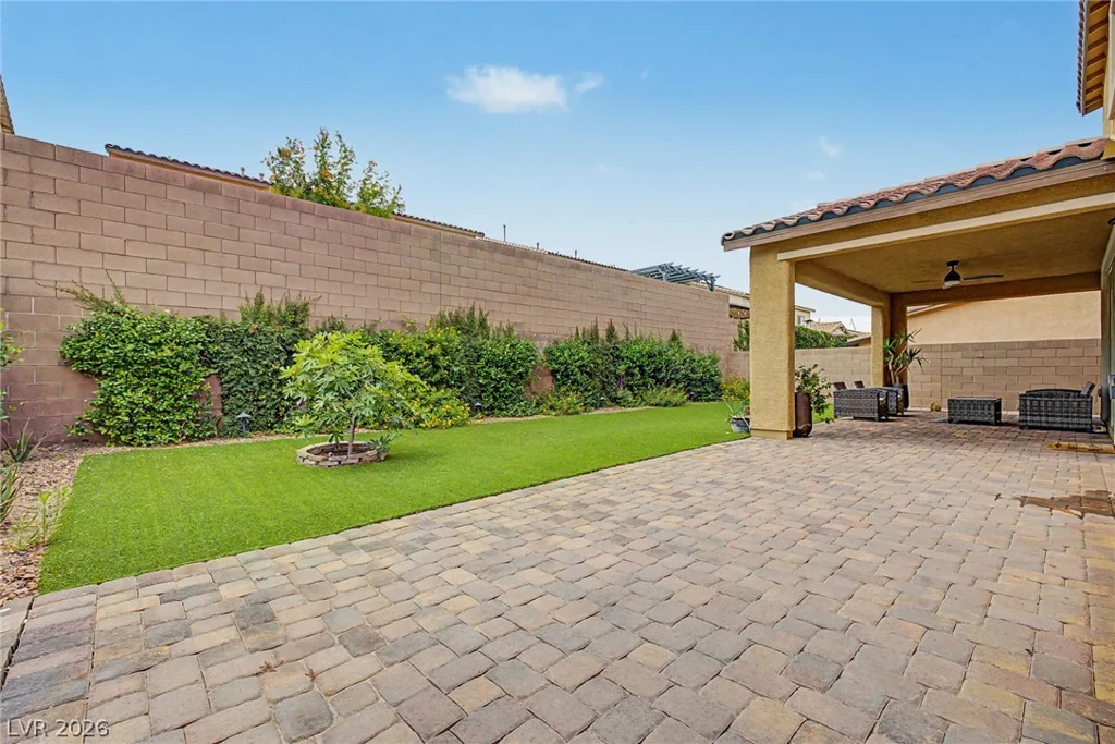 995 Cedar Cliff, Henderson, NV 89002
