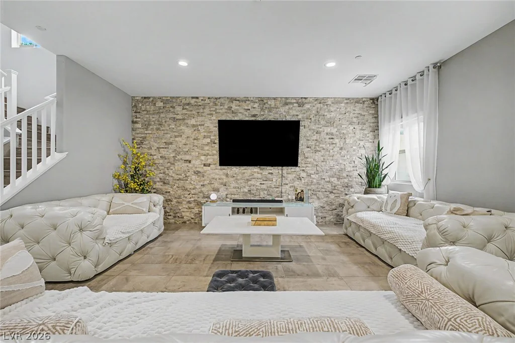 995 Cedar Cliff, Henderson, NV 89002