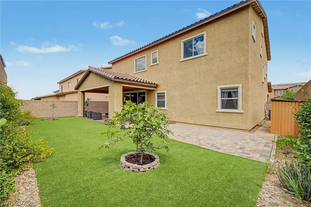 995 Cedar Cliff, Henderson, NV 89002