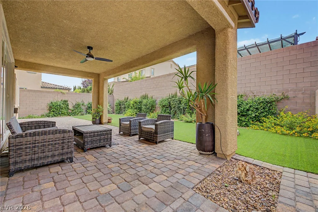 995 Cedar Cliff, Henderson, NV 89002