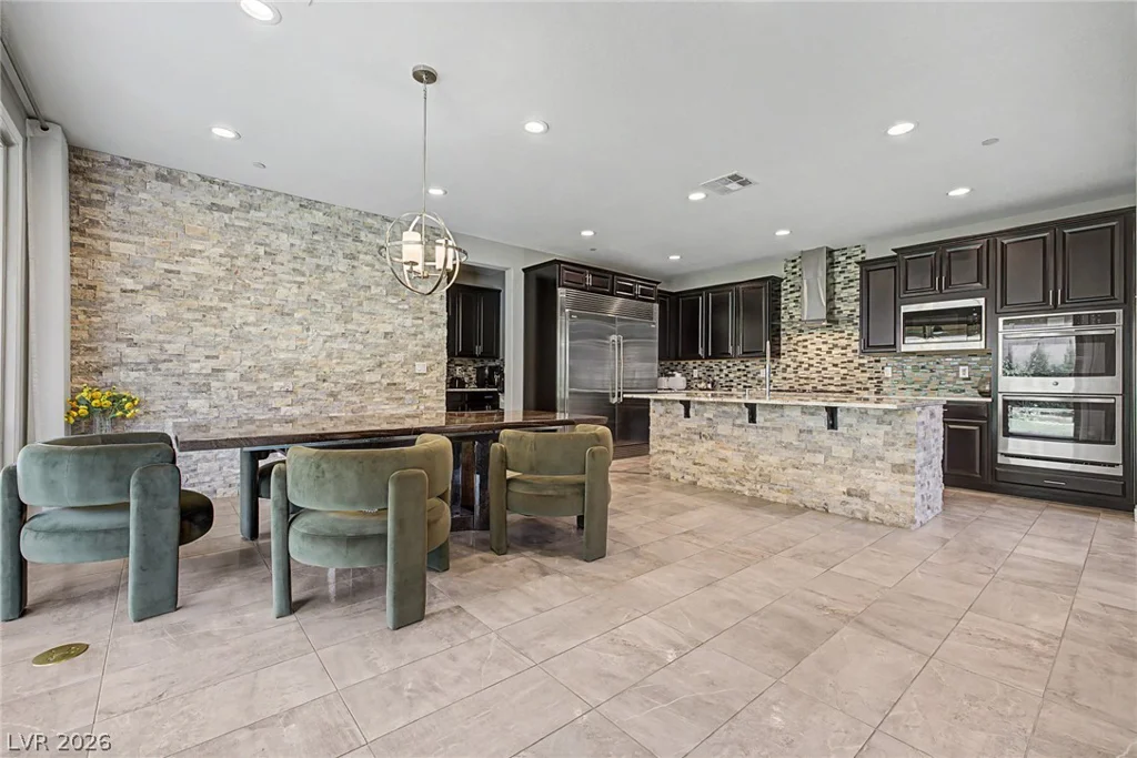 995 Cedar Cliff, Henderson, NV 89002