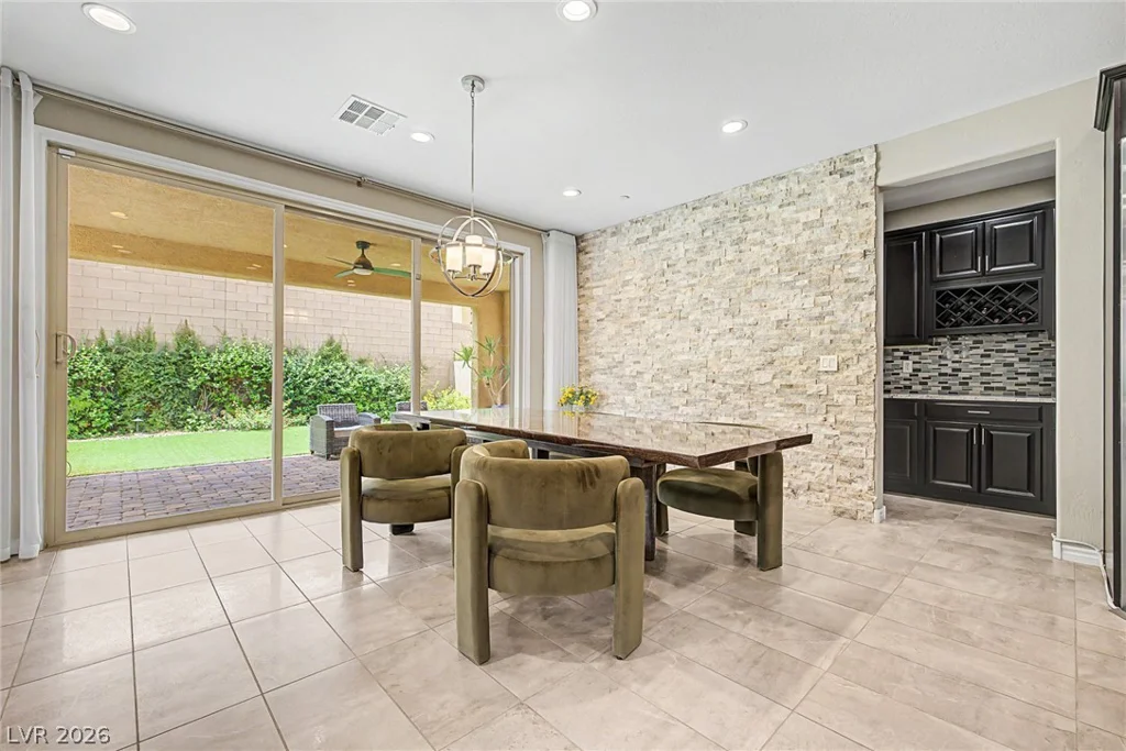 995 Cedar Cliff, Henderson, NV 89002