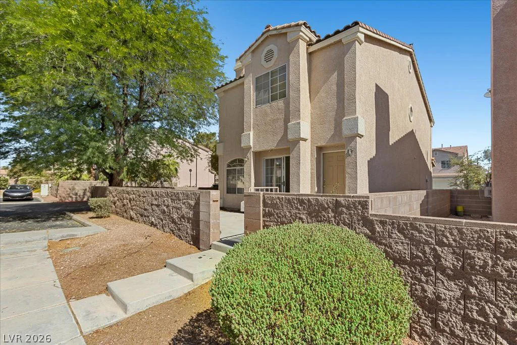 6035 Ghost Town, Las Vegas, NV 89118