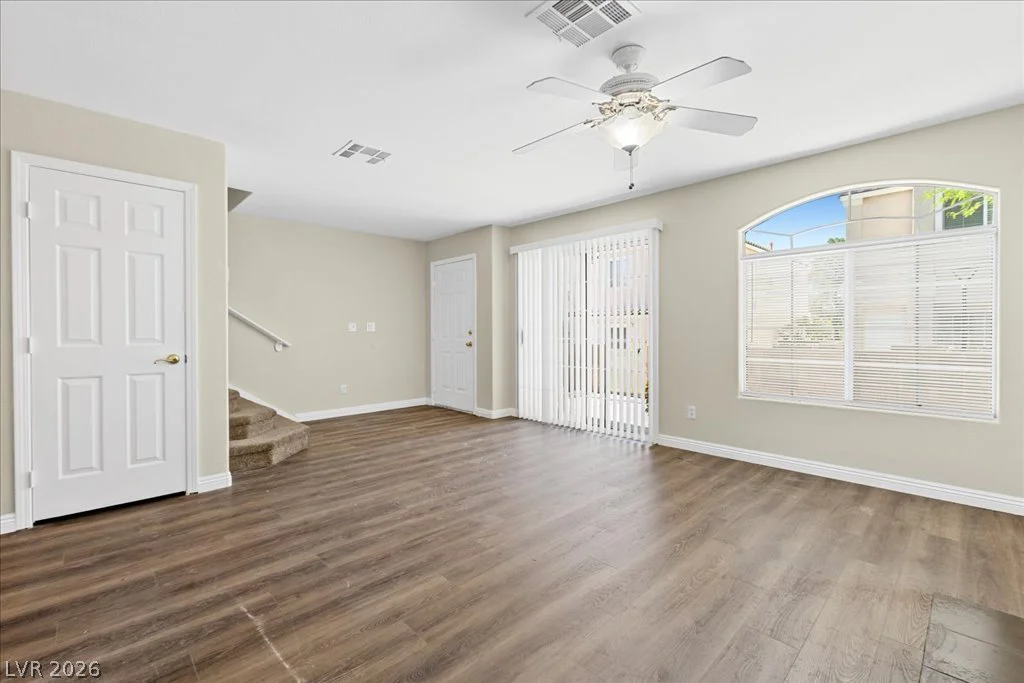 6035 Ghost Town, Las Vegas, NV 89118