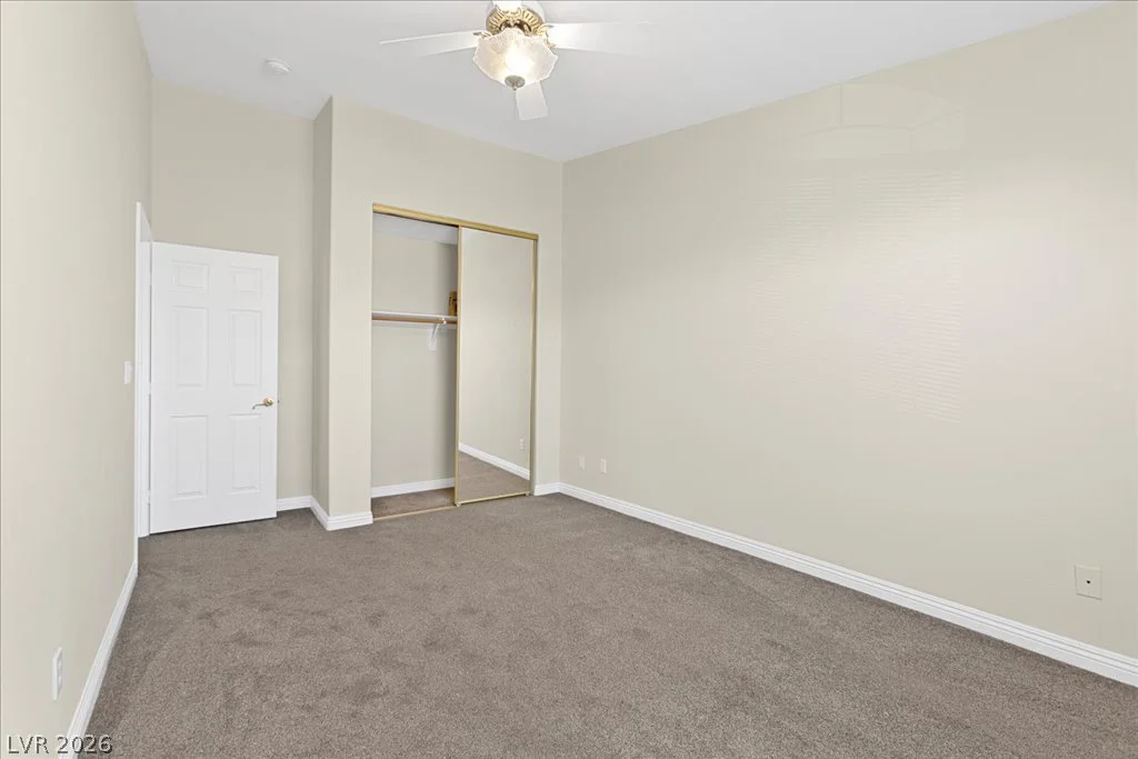 6035 Ghost Town, Las Vegas, NV 89118