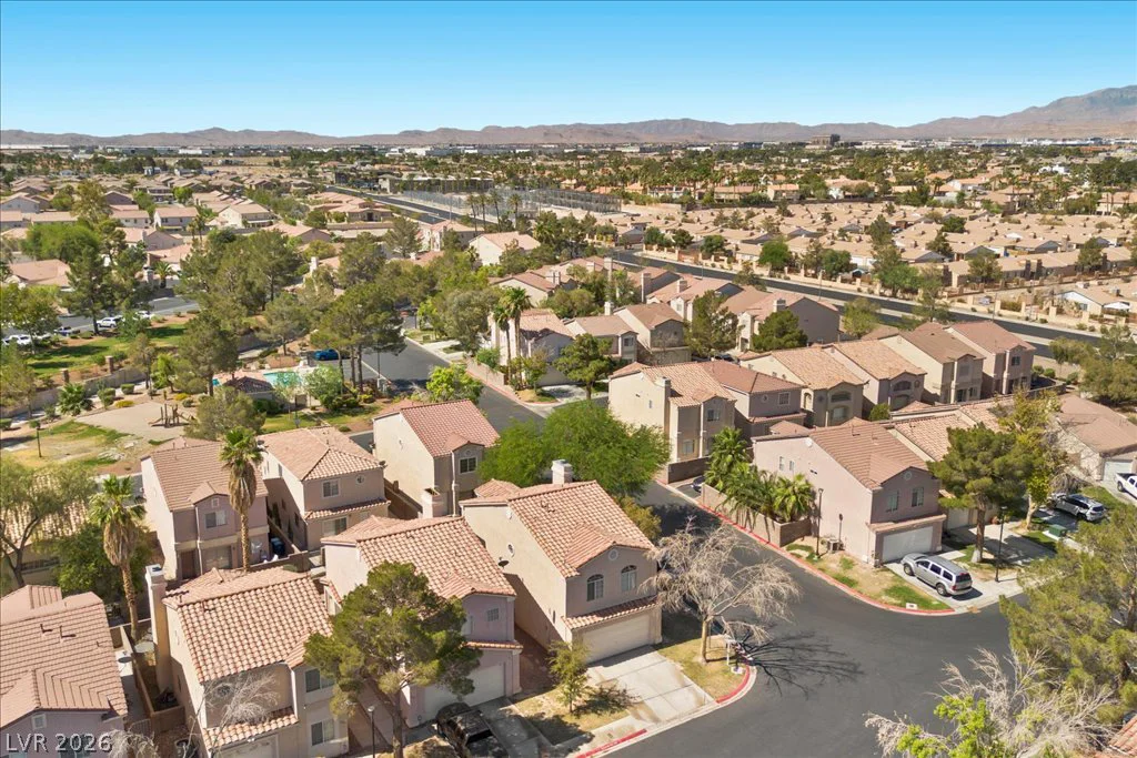 6035 Ghost Town, Las Vegas, NV 89118