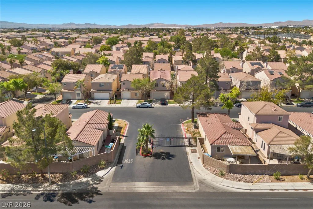 6035 Ghost Town, Las Vegas, NV 89118