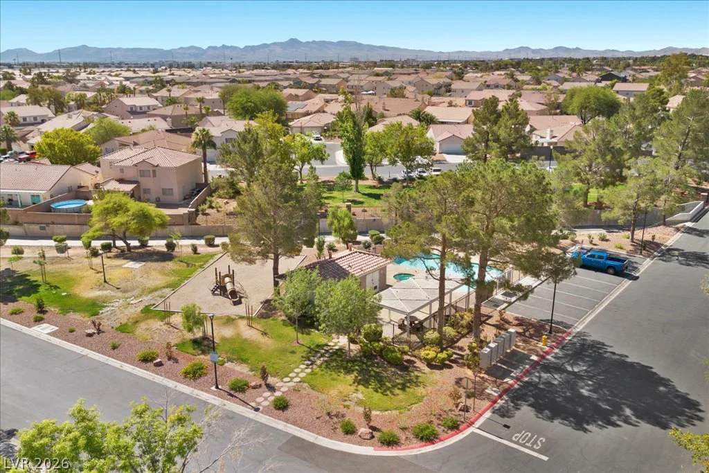 6035 Ghost Town, Las Vegas, NV 89118