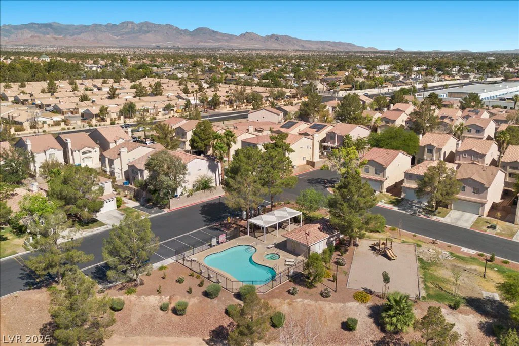 6035 Ghost Town, Las Vegas, NV 89118