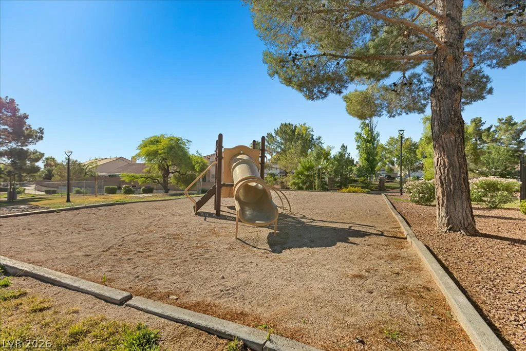 6035 Ghost Town, Las Vegas, NV 89118