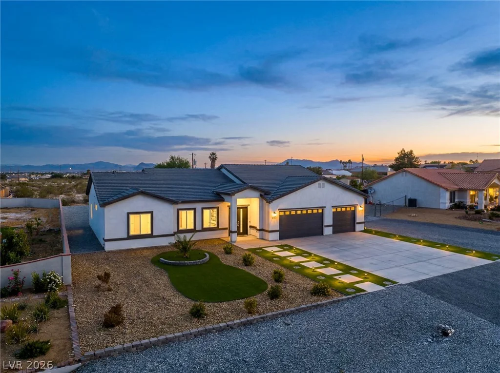 2120 Iroquois, Pahrump, NV 89048
