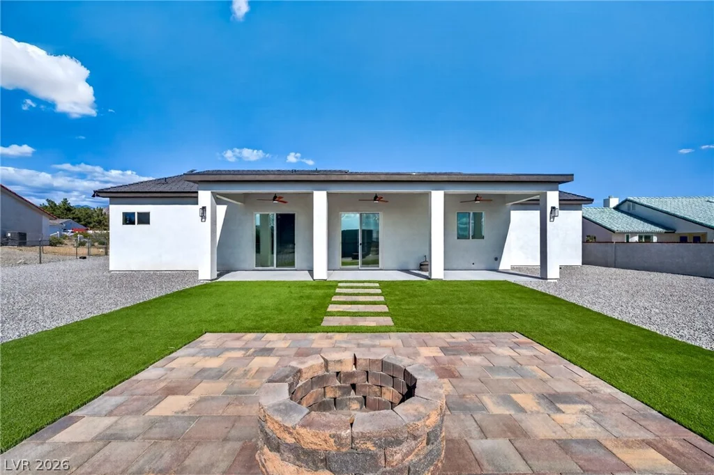 2120 Iroquois, Pahrump, NV 89048