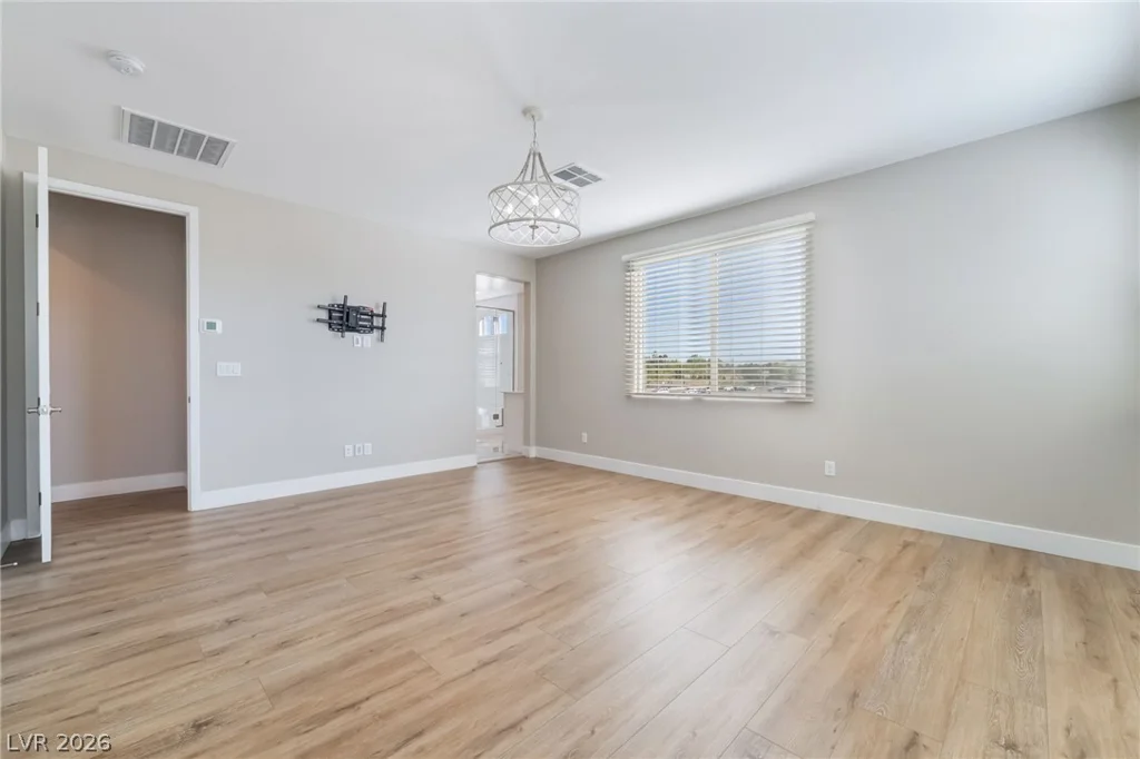 89 Kokomiko, Las Vegas, NV 89183
