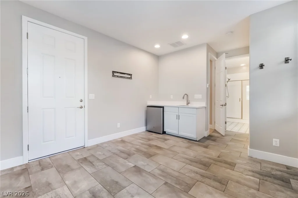 89 Kokomiko, Las Vegas, NV 89183