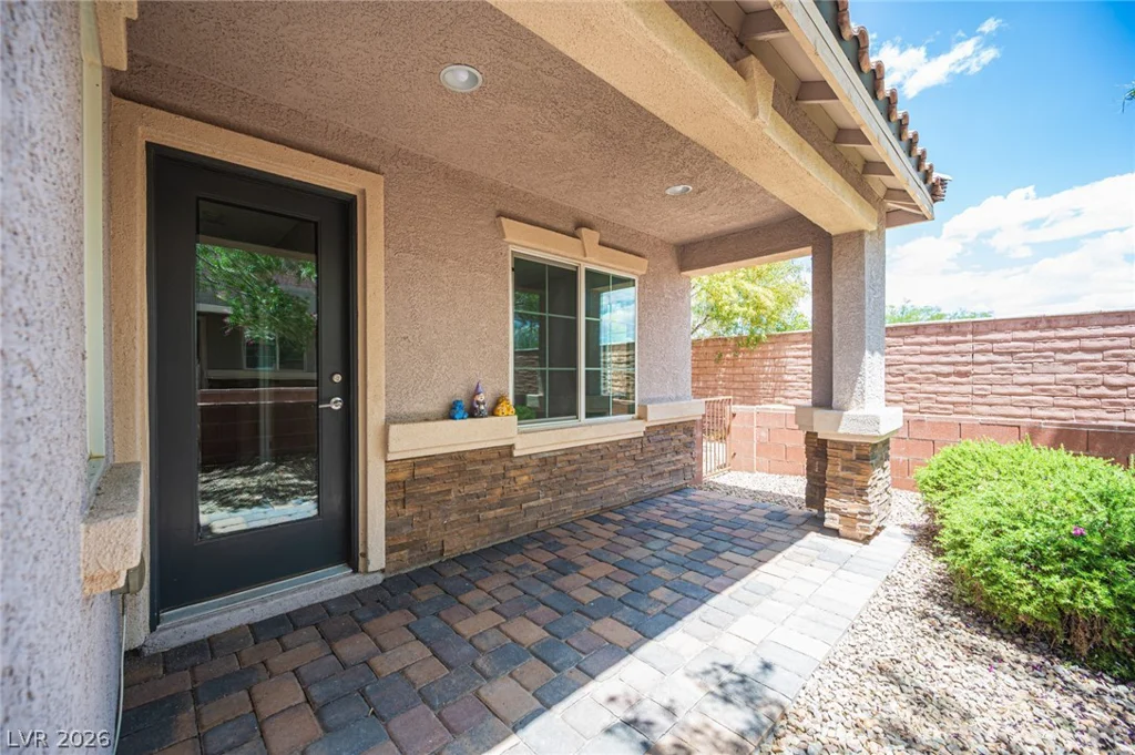9916 Sable Point, Las Vegas, NV 89178