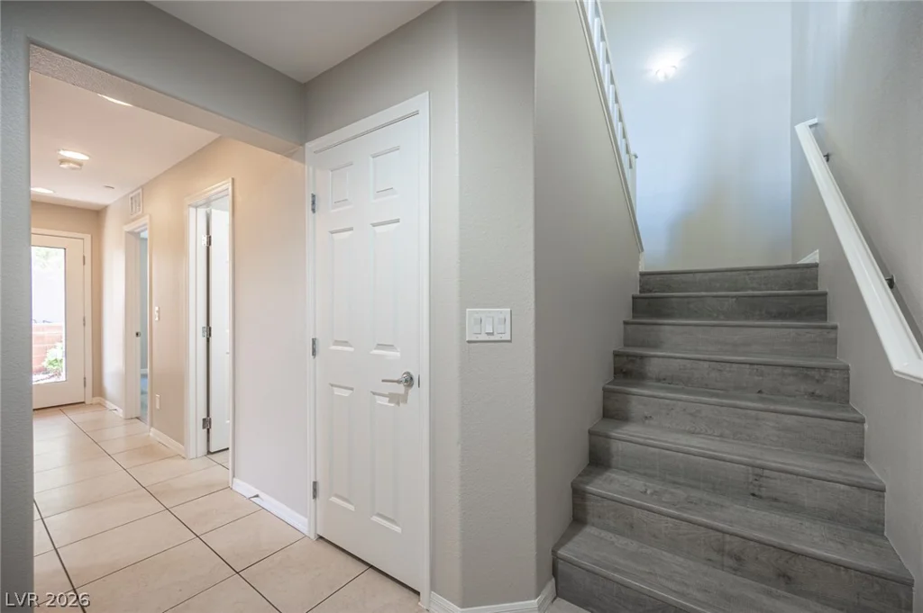9916 Sable Point, Las Vegas, NV 89178