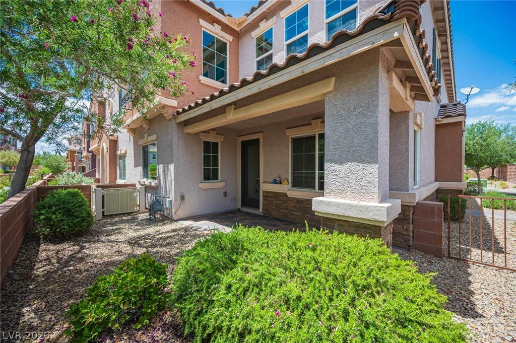 9916 Sable Point, Las Vegas, NV 89178