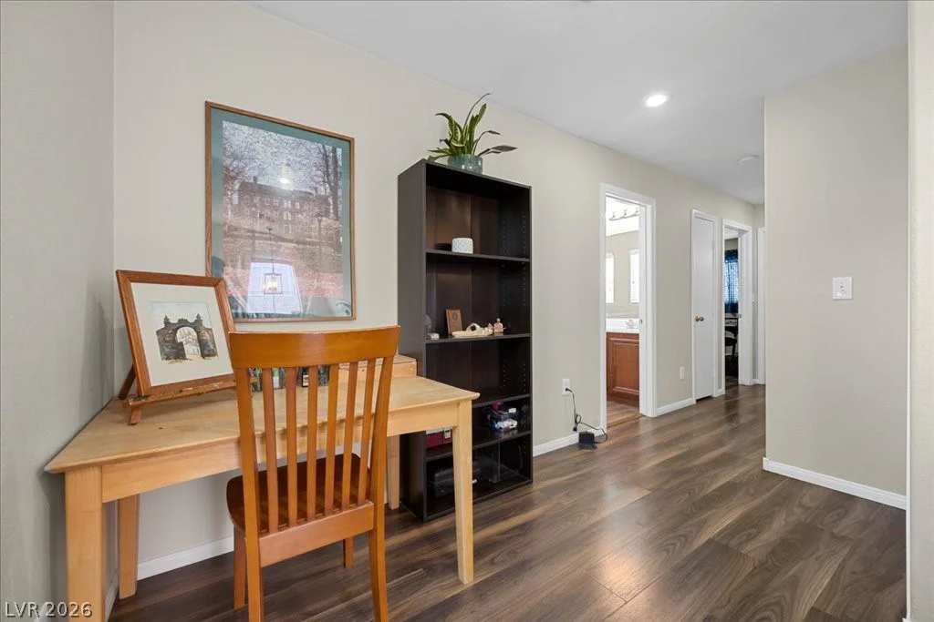 8957 Ornate Glade, Las Vegas, NV 89148