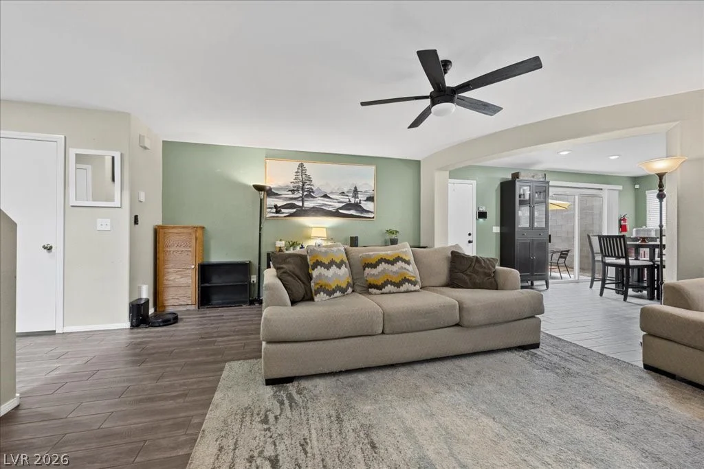 8957 Ornate Glade, Las Vegas, NV 89148