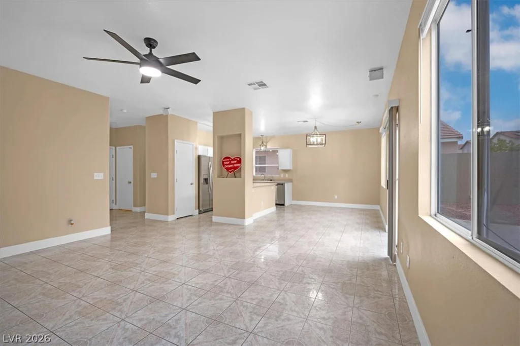 8908 Meisenheimer, Las Vegas, NV 89143