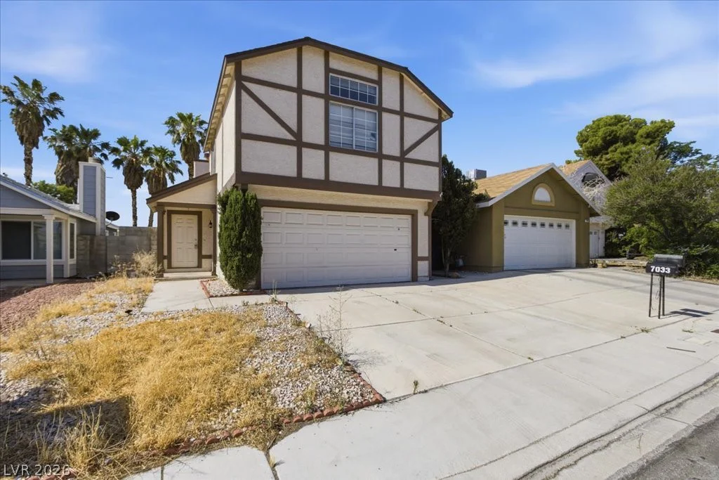 7033 English Mist, Las Vegas, NV 89128