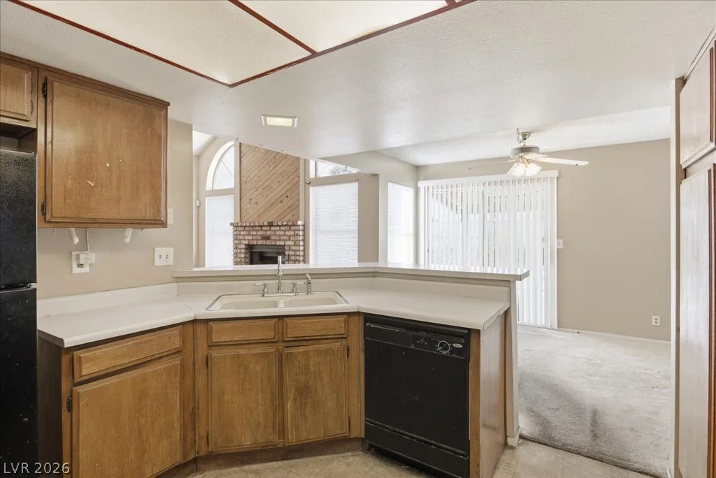 7033 English Mist, Las Vegas, NV 89128