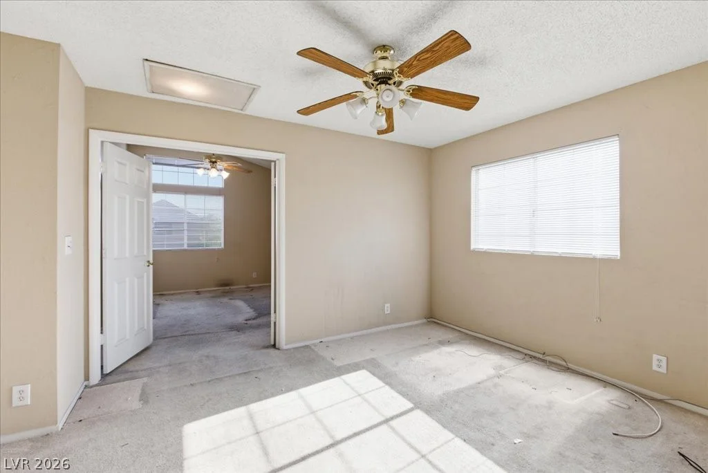 7033 English Mist, Las Vegas, NV 89128