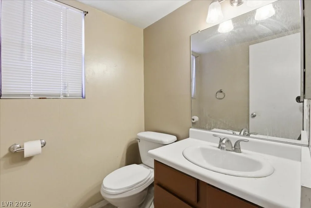 7033 English Mist, Las Vegas, NV 89128