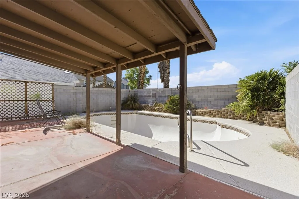 7033 English Mist, Las Vegas, NV 89128