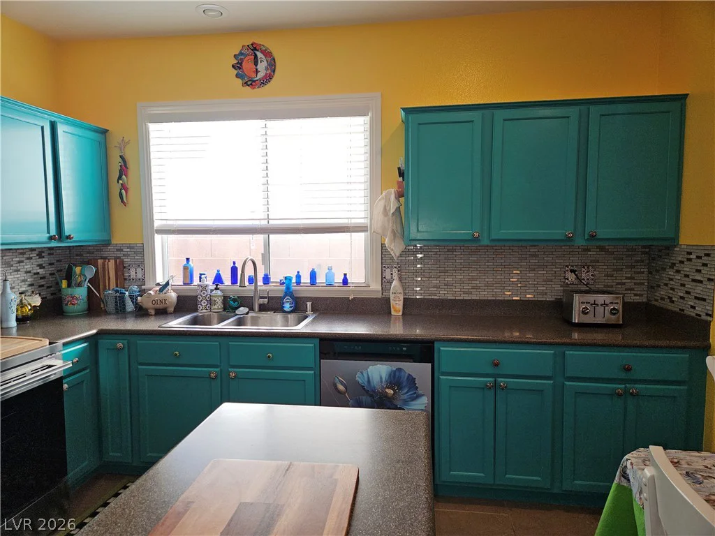5401 Carrara Pointe, Pahrump, NV 89061