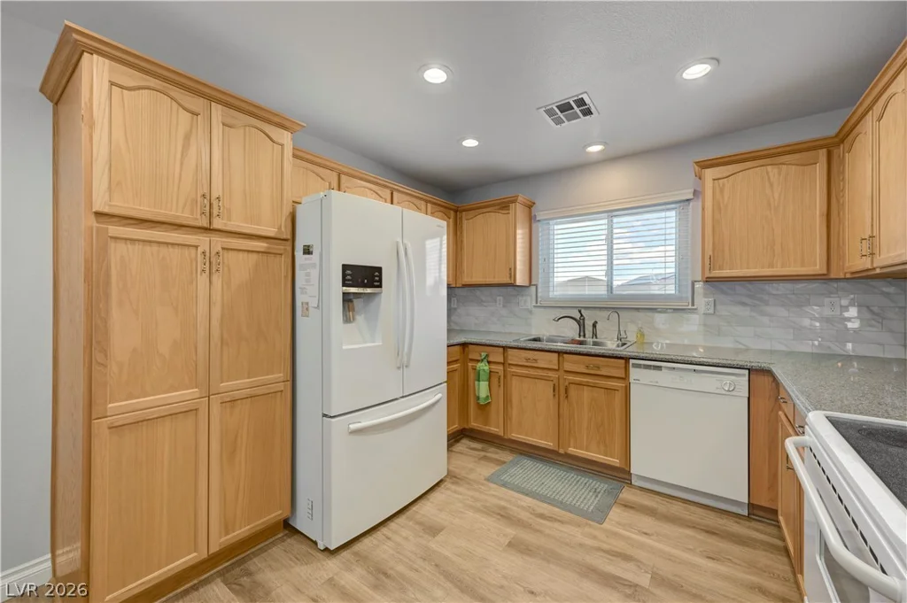 361 Dylan, Pahrump, NV 89048