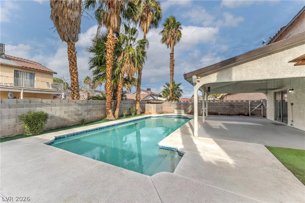 581 Carleton, Henderson, NV 89014