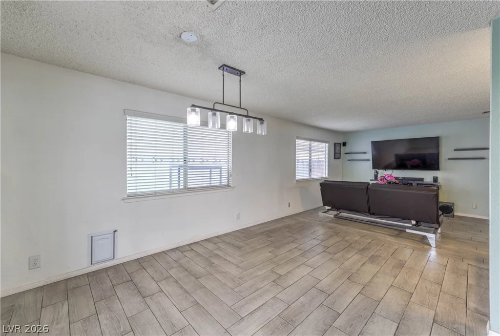581 Carleton, Henderson, NV 89014