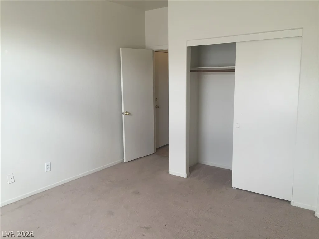 9178 Sleeping Tree, Las Vegas, NV 89123