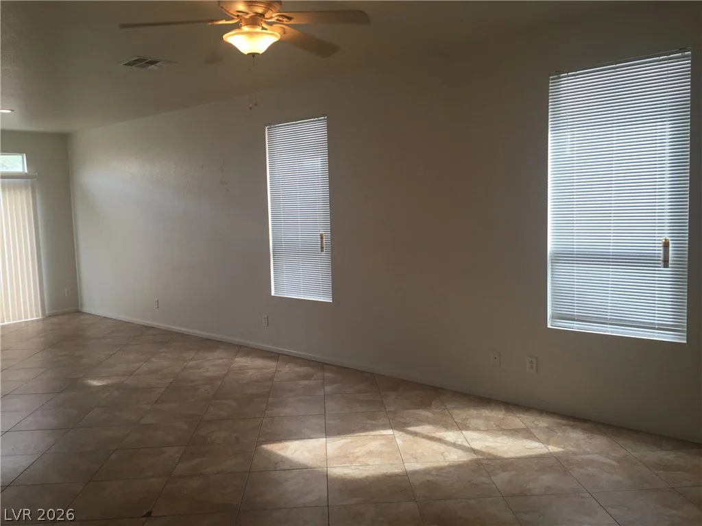 9178 Sleeping Tree, Las Vegas, NV 89123