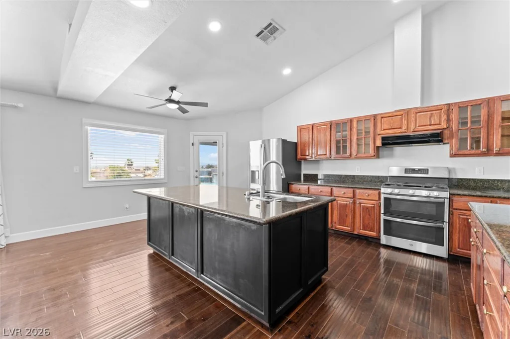 1745 Elderberry, Las Vegas, NV 89156