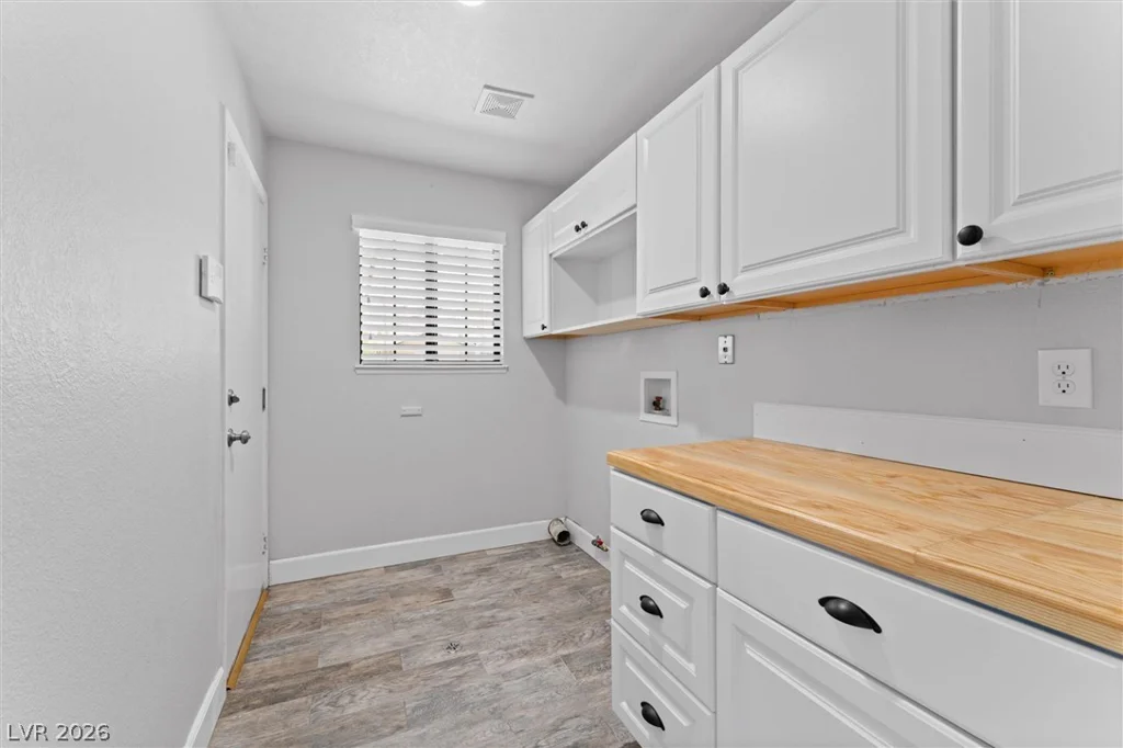 1745 Elderberry, Las Vegas, NV 89156